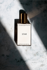 عطر متولدین اذر ماه